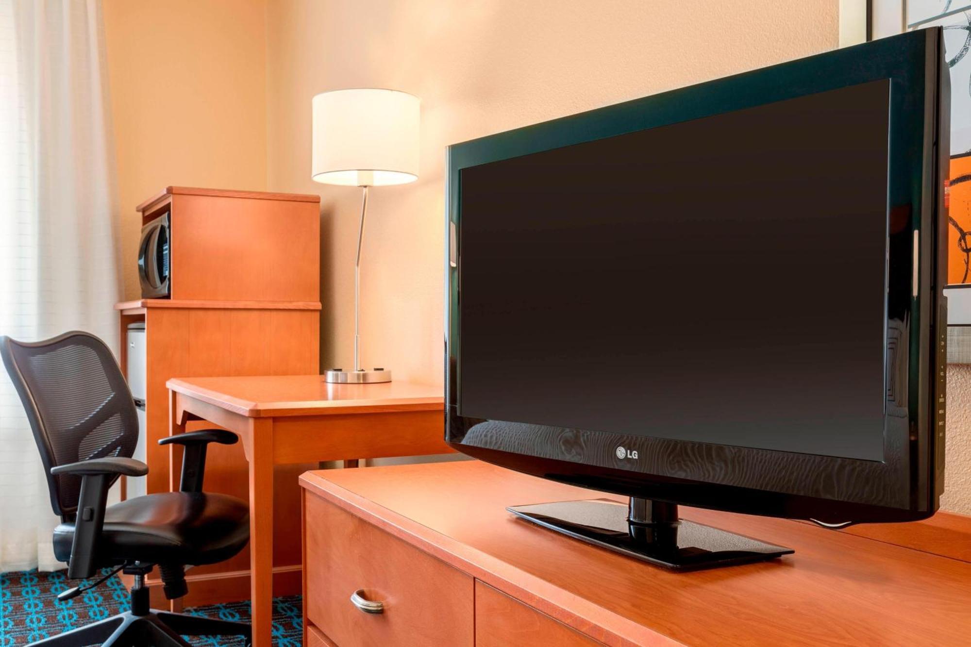 Fairfield & By Marriott 3*