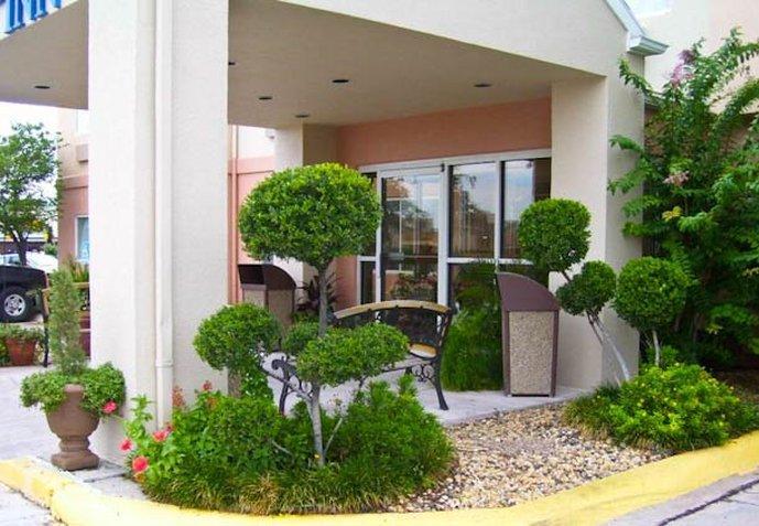 Hotel Fairfield & By Marriott